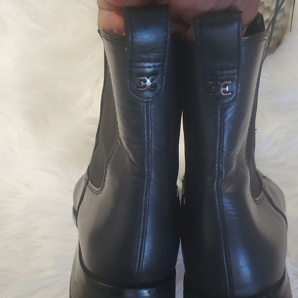 Sam Edelman Torance Chelsea Black Leather Pull On Ankle Bootie Boots Sz 7.5 - Picture 6 of 15